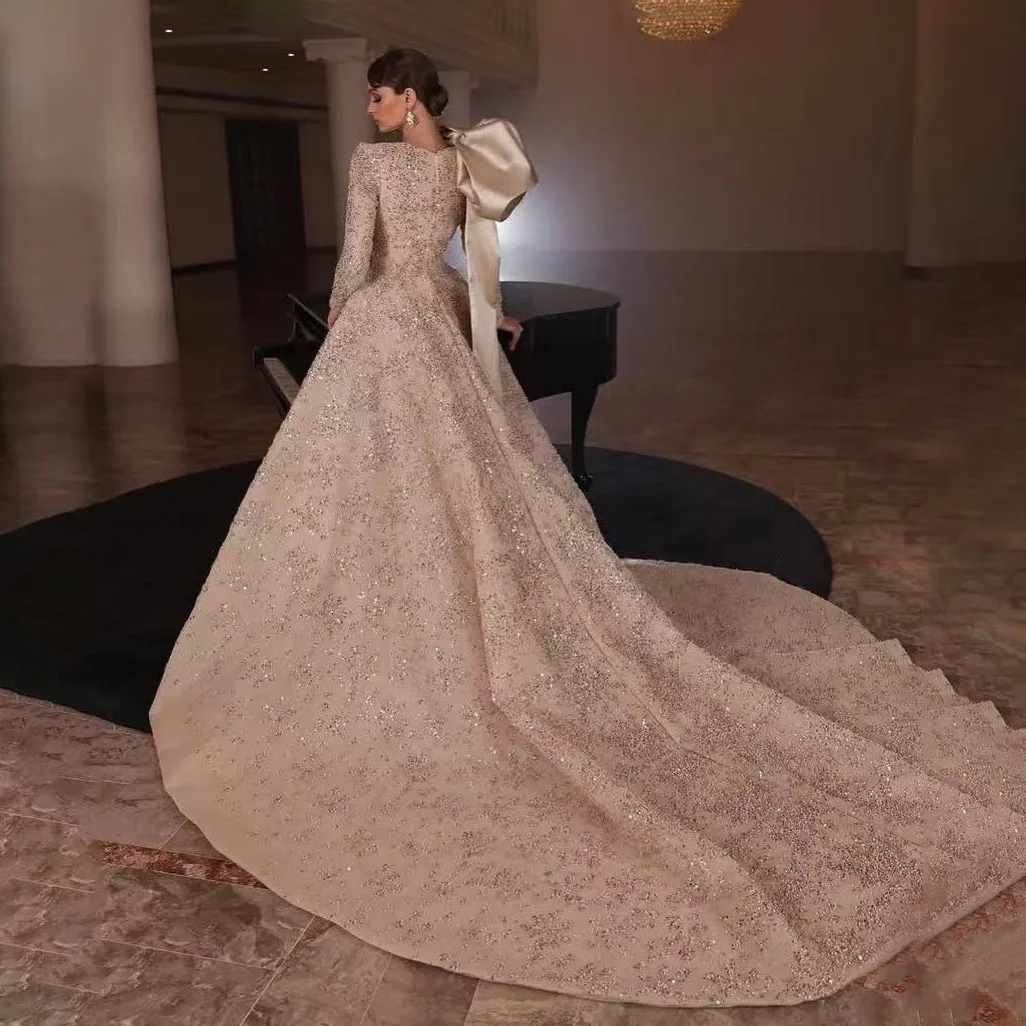 Luxury Arabic Maxi Dress Sequin Formal Dress Champagne Bow On Shoulder Floor Length Gorgeous Dubai Prom Gowns Long Sleeves