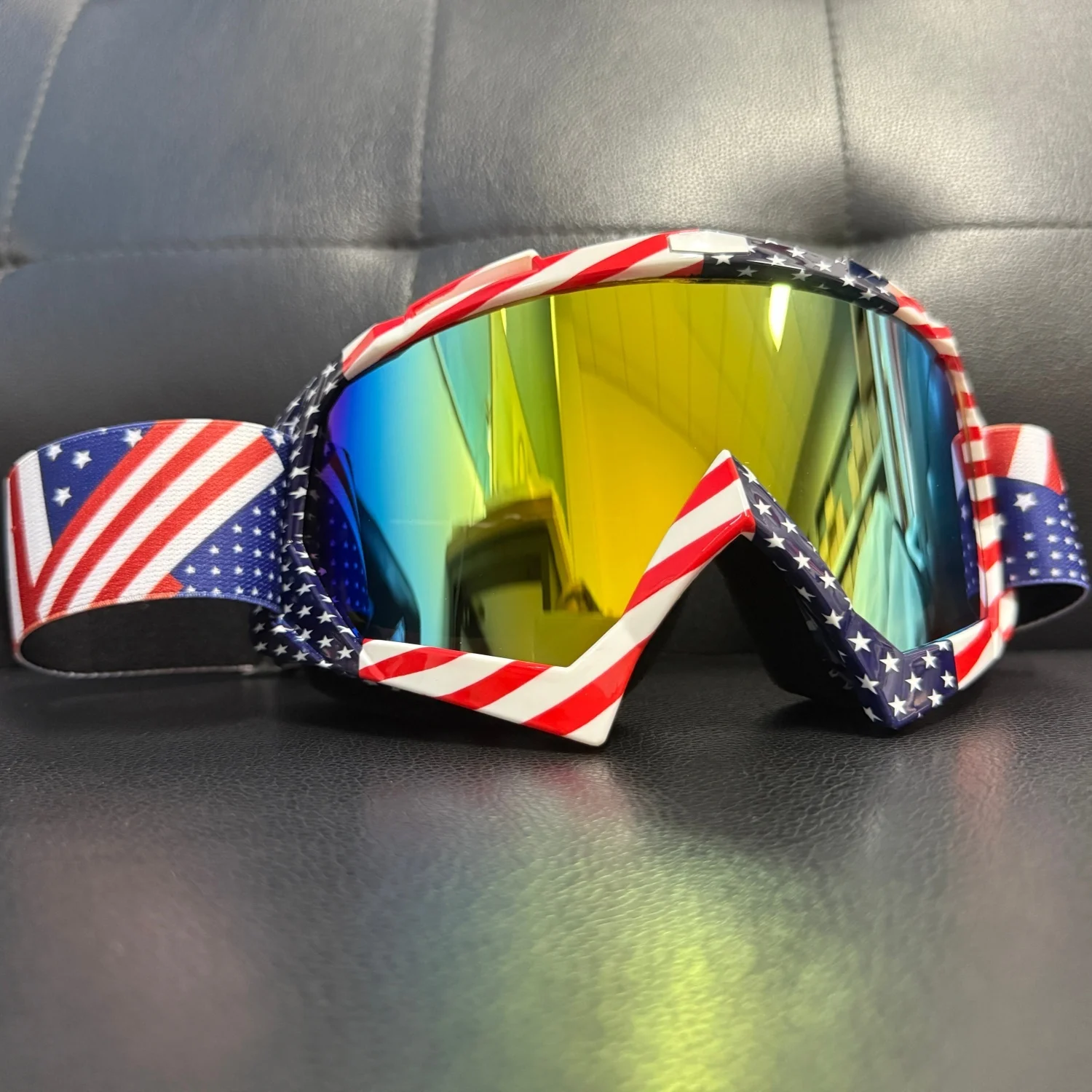 Off-Road Motorcycle Goggles for Riding & Skiing, HD UV400 Wind & Dust Proof, Helmet Compatible Eyewear for Outdoor Sports