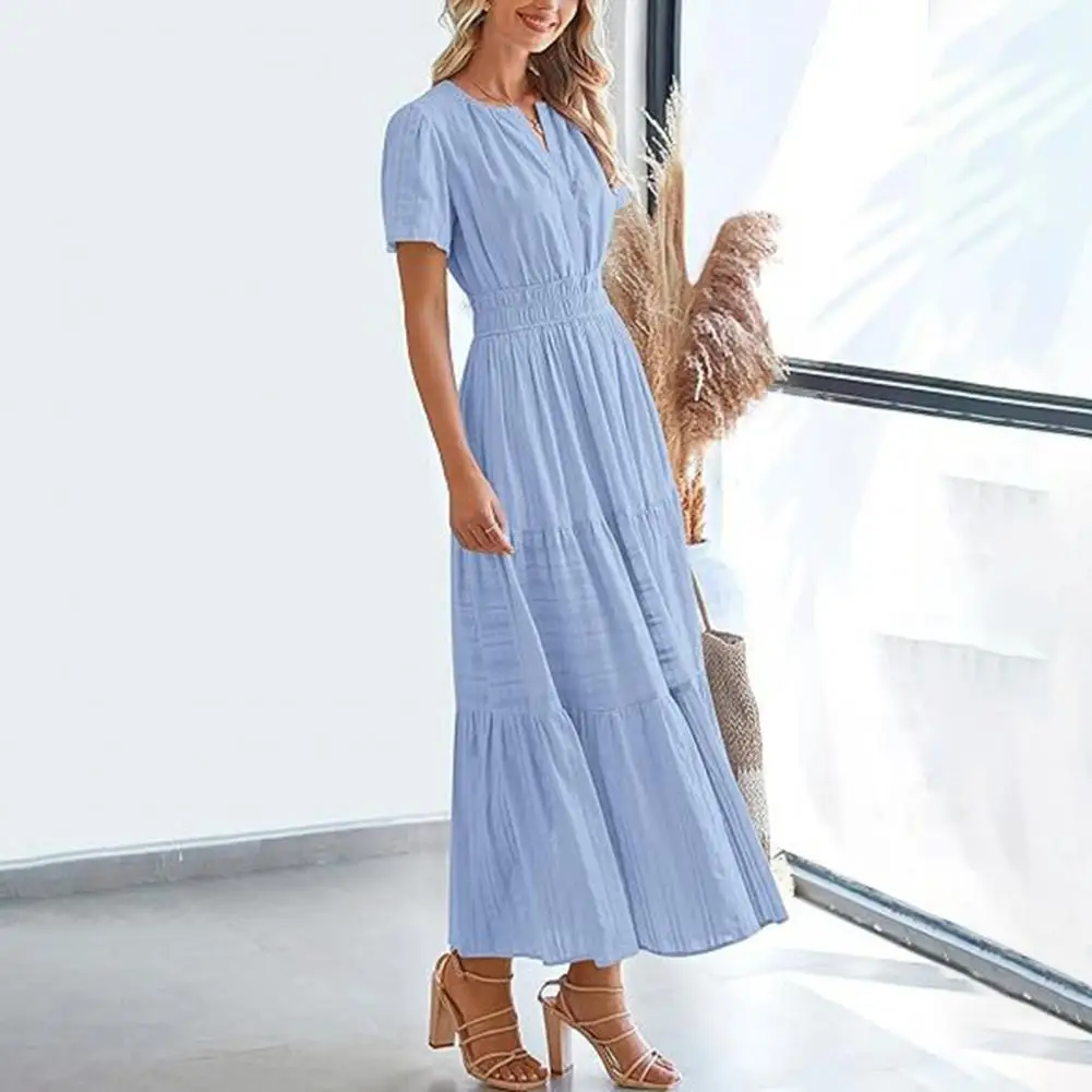 Abito dal taglio ampio Abito lungo elegante con scollo a V con vita smock Design fluido a strati Dettaglio pieghettato per donna Abito estivo da donna