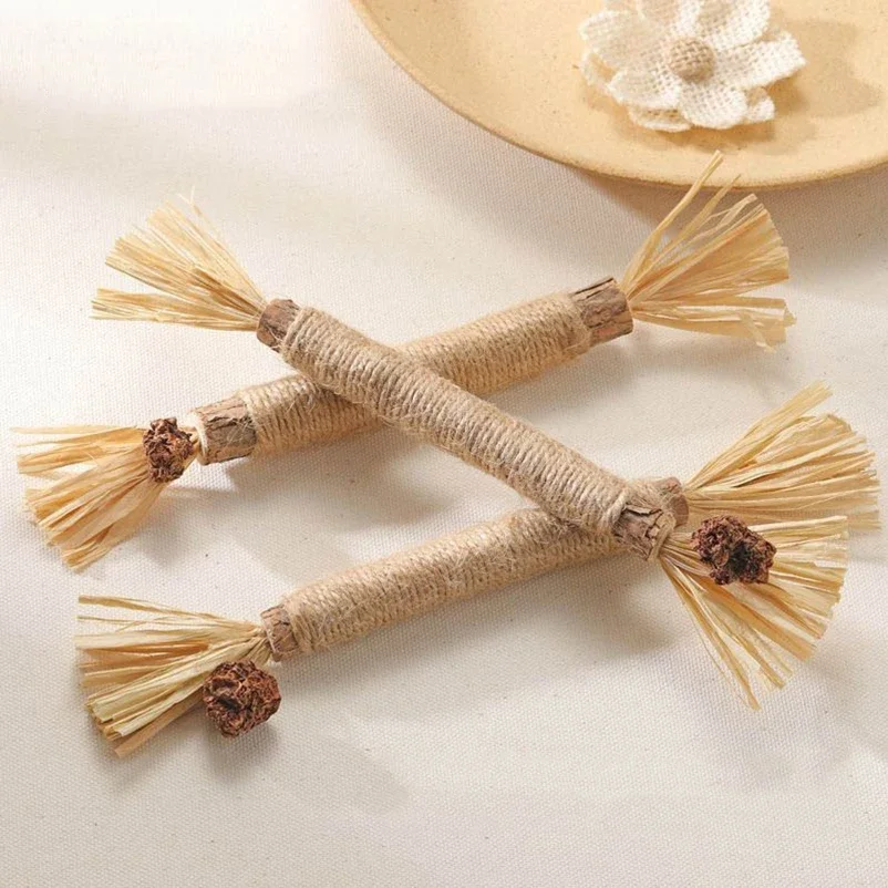 

New catnip Stick Pet Cat Molar Toys Natural Wood Polygonum Sticks Cleaning Teeth Relieve Boredom Snacks Chews Toys