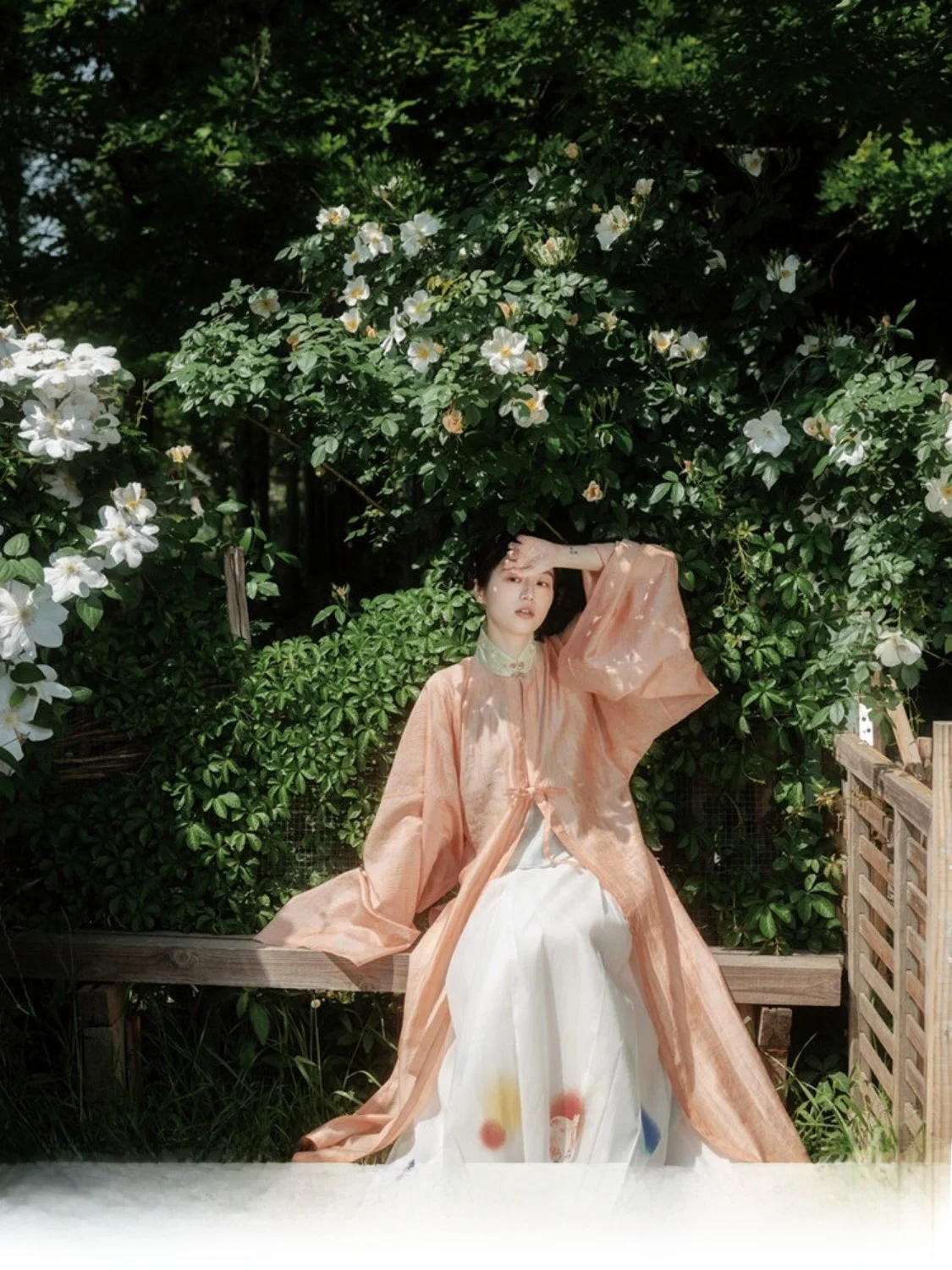 

Zhu an De Yue Original Improved Long irt Printed Embroidered Stand Collar Button Front Hanfu for Women Polyester Fiber