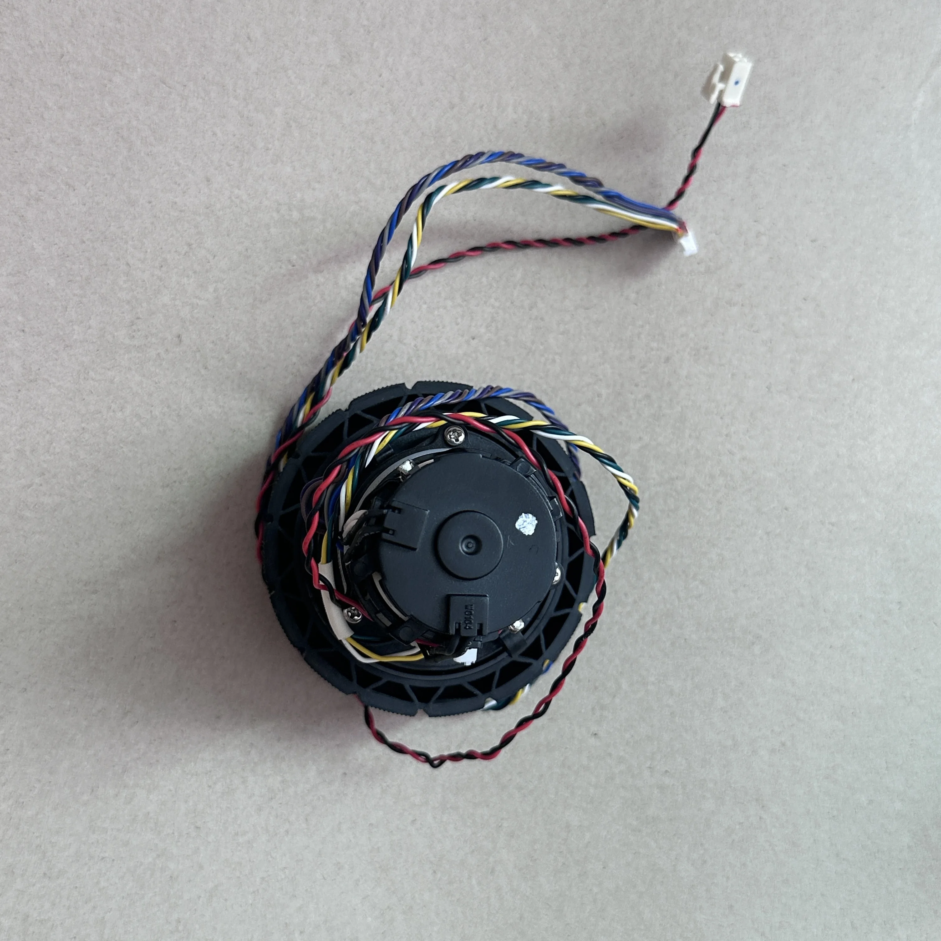 A52Q Napęd na lewym koście do szorowarki Roborock Flexi Pro z rolkami prowadzącymi koła ze wspomaganiem elektrycznym (L)