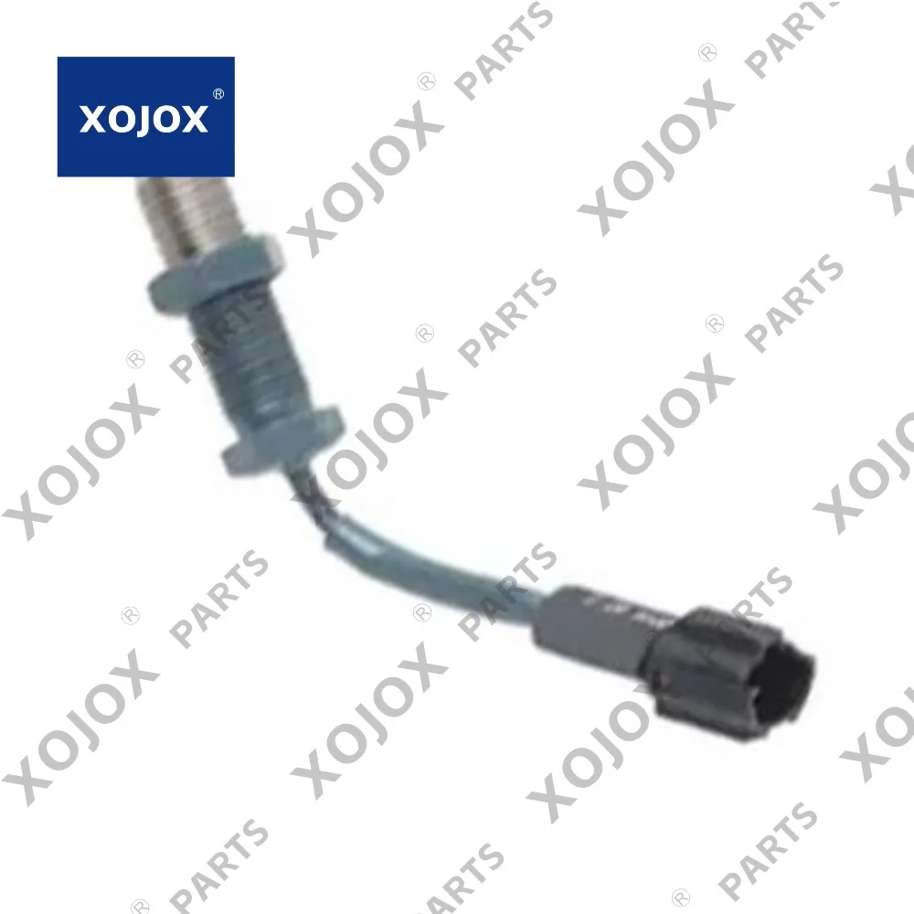 

XOJOX Pick Up Sensor 65.27103-7007 for Doosan Excavator 250LC-V
