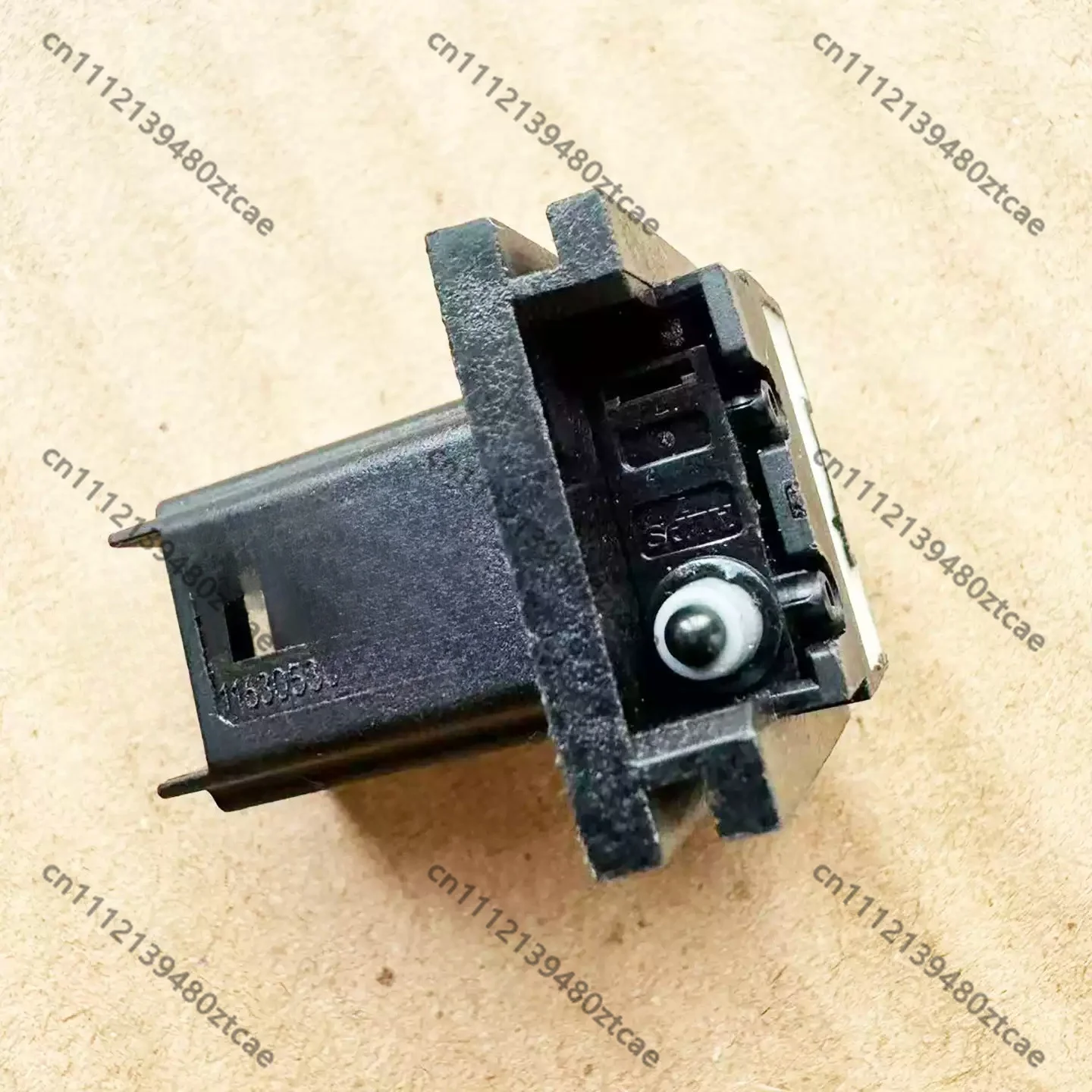 Trunk Tailgate Release Switch Fit E130 E150 D20 EV160 EV200 Rear Door Opener