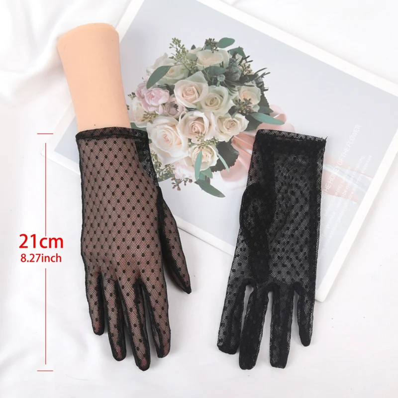 New Women Vintage Sheer Short Lace Gloves Driving Thin Lace Sunscreen Gloves Female Short UV Protection Goth Party Bride Mittens