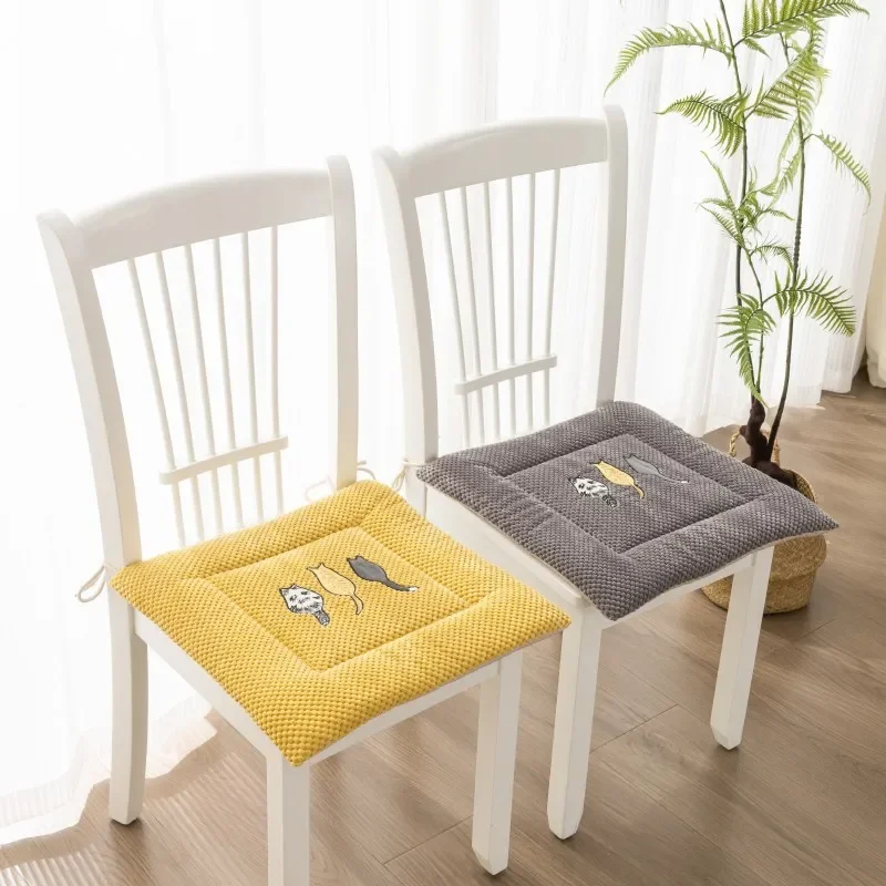 

Cartoon Pattern Non-slip Chair Cushion Soft Comfortable Office Chair Mat Dining Chair Cushion Restaurant Accessory(43x43cm)