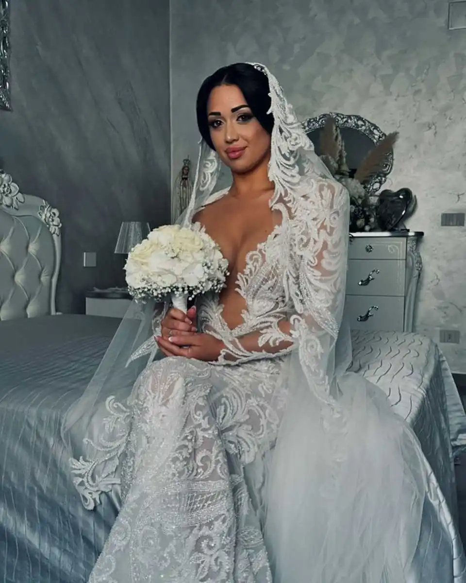 Vestidos de novia de sirena a la moda para mujer, vestido de manga larga con cuello en V, apliques de lentejuelas, tren de barrido sin espalda, vestido de fiesta personalizado