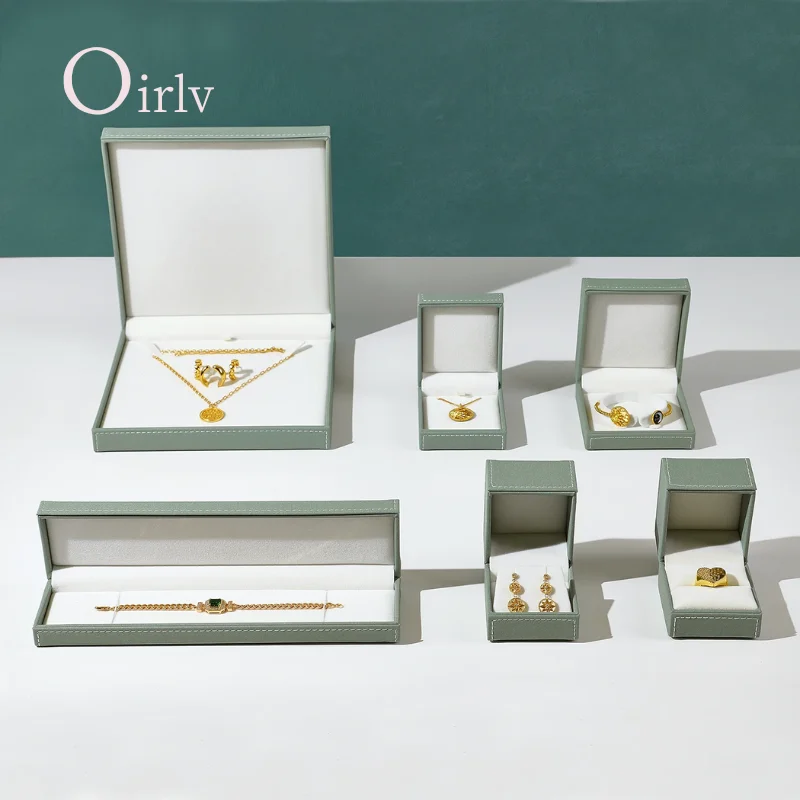 Oirlv Light Green Cloth Jewelry Box for Rings Luxurious White Felt Interior & White Stitching Ring Storage & Gifting Organizer