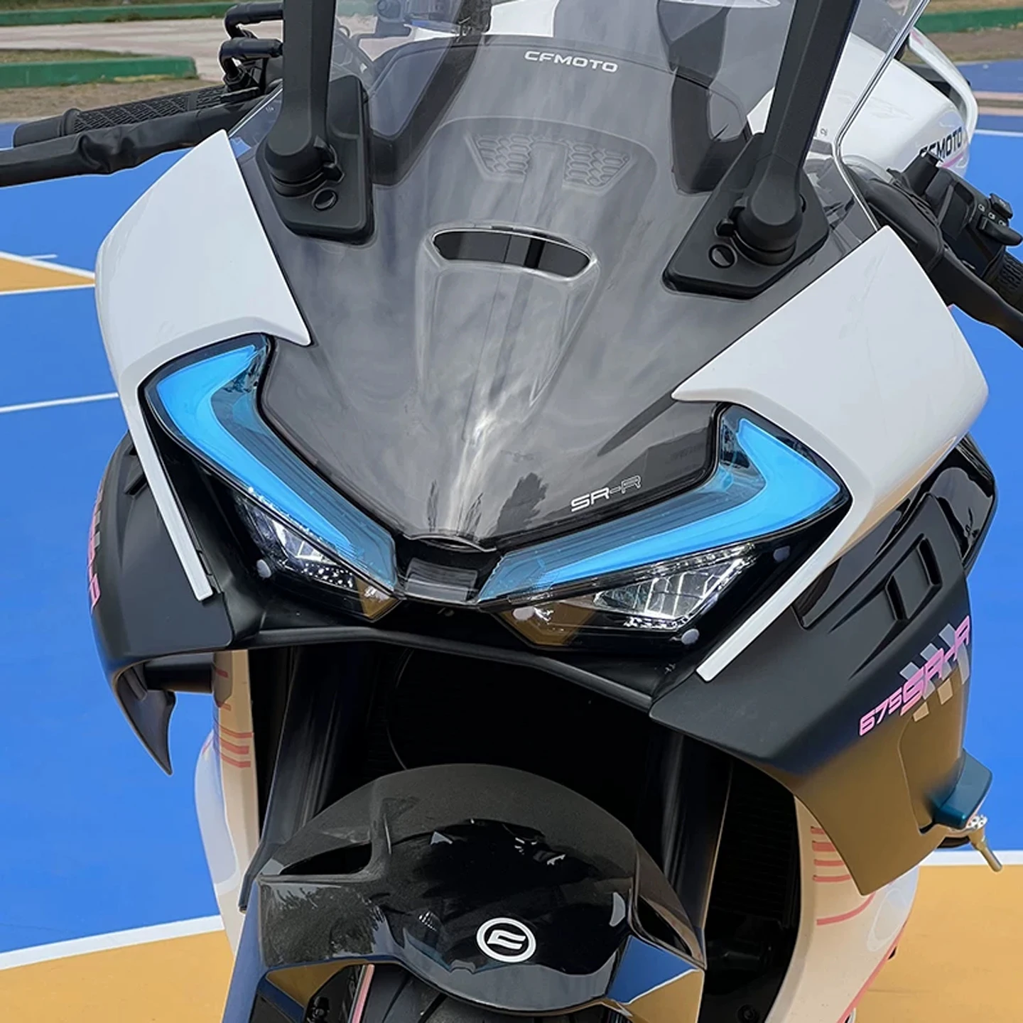 Für CFMOTO 675SR Gradient Motorrad-Scheinwerferschutzfolie Aufkleber Moto Sportbike Augenbrauen-Licht Vinyl Zubehör Dekor – Detail 5