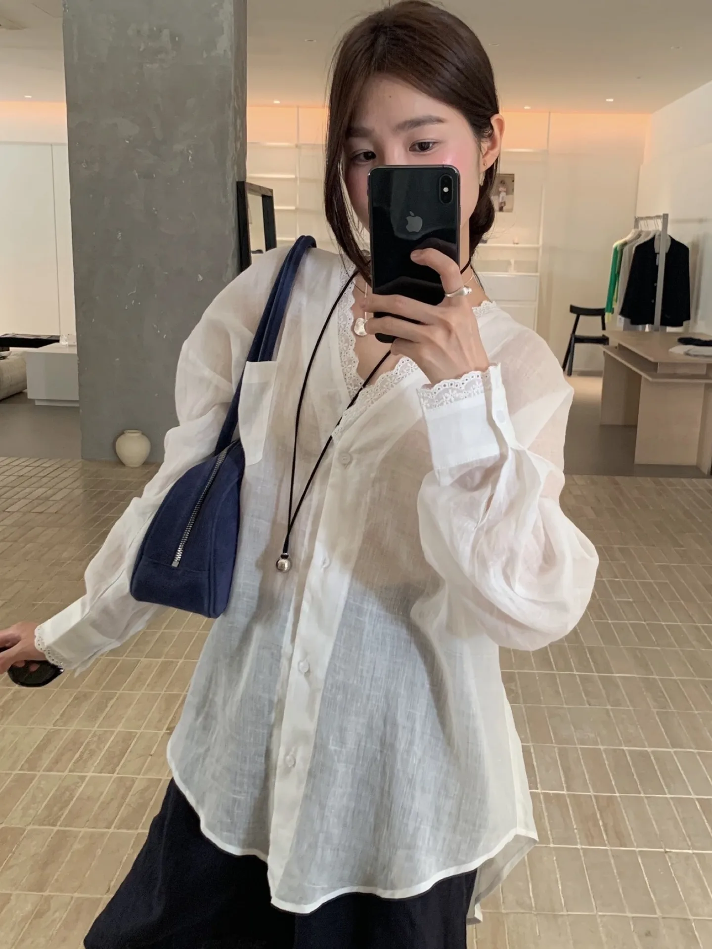한국 스타일 여성 여름 새로운 v 넥 레이스 트림 태양 보호 셔츠 얇은 비대칭 탑 부드러운 바람 패션 심플한 디자인