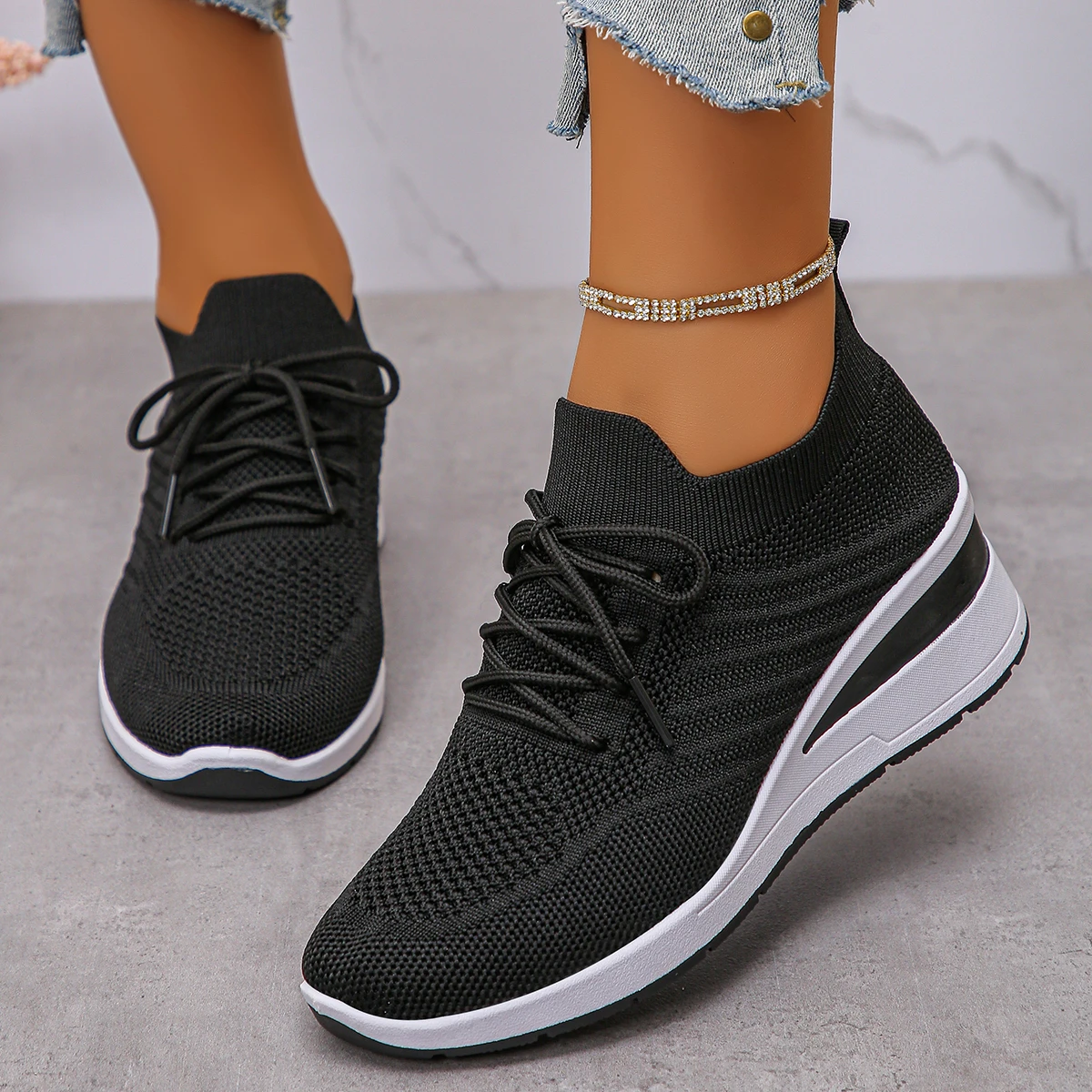春/秋の女性のレースアップウェッジスニーカーファッションメッ - Knit Fabric Lace Up Sneakers のレビューと価格