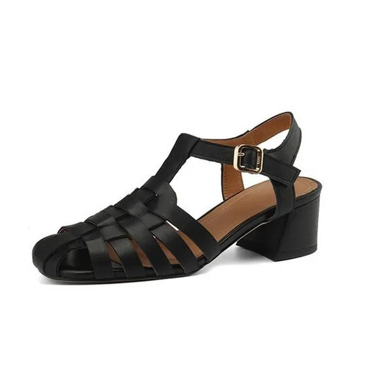 

Fashionable new hollow sandals with breathable and Roman sandals design comfortable