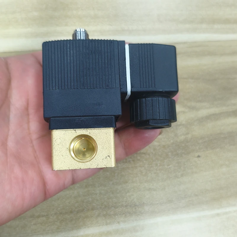 Detalhe 1 de Válvula solenoide Burkert Type Pneumática