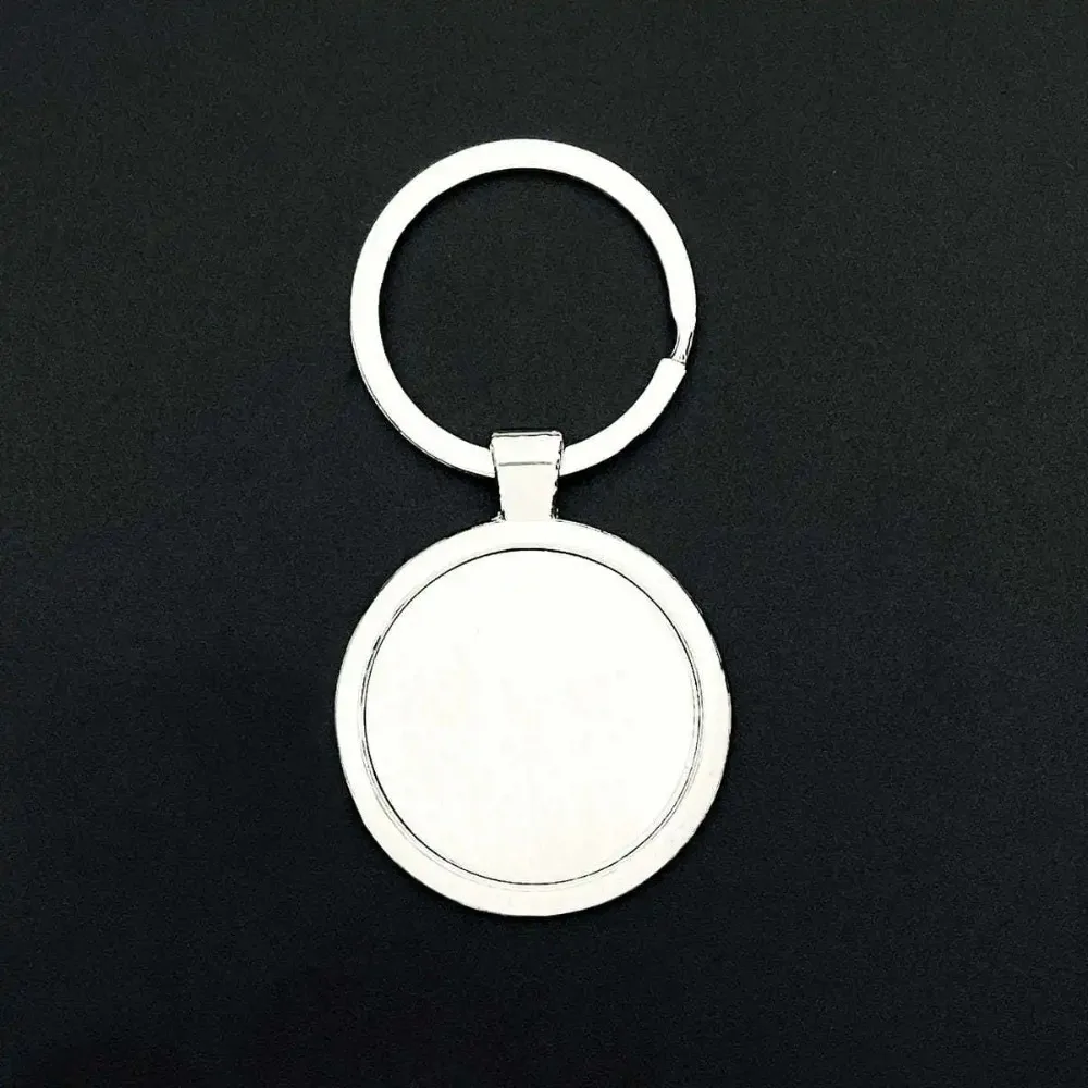 Individueller Metall-Schlüsselanhänger in Verschiedenen Formen aus Zinklegierung, Auto- und Taschen-Schlüsselring, Lasergravierter Edelstahl-Schlüsselanhänger mit Flaschenöffner als Geschenk – Detail 17