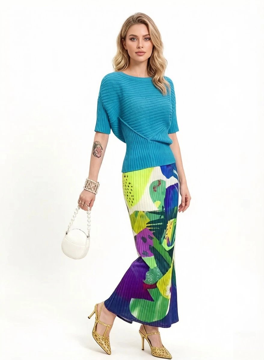 

Miyake Pleated 2026 Spring Solid Color Slanted Hem Slim Fit Women's Top Vacation Style Printed Straight Mid-Length Skirt Set