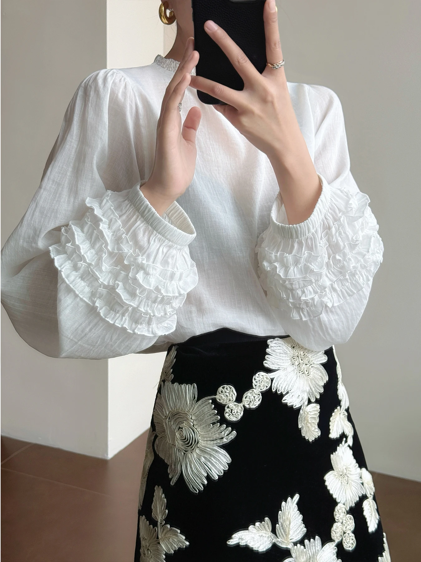 

Ele Long Sve irt Tasyavan Cloud Dance White Stand Collar Heavy Work Wooden Sve Design French Sle Loose Fit...