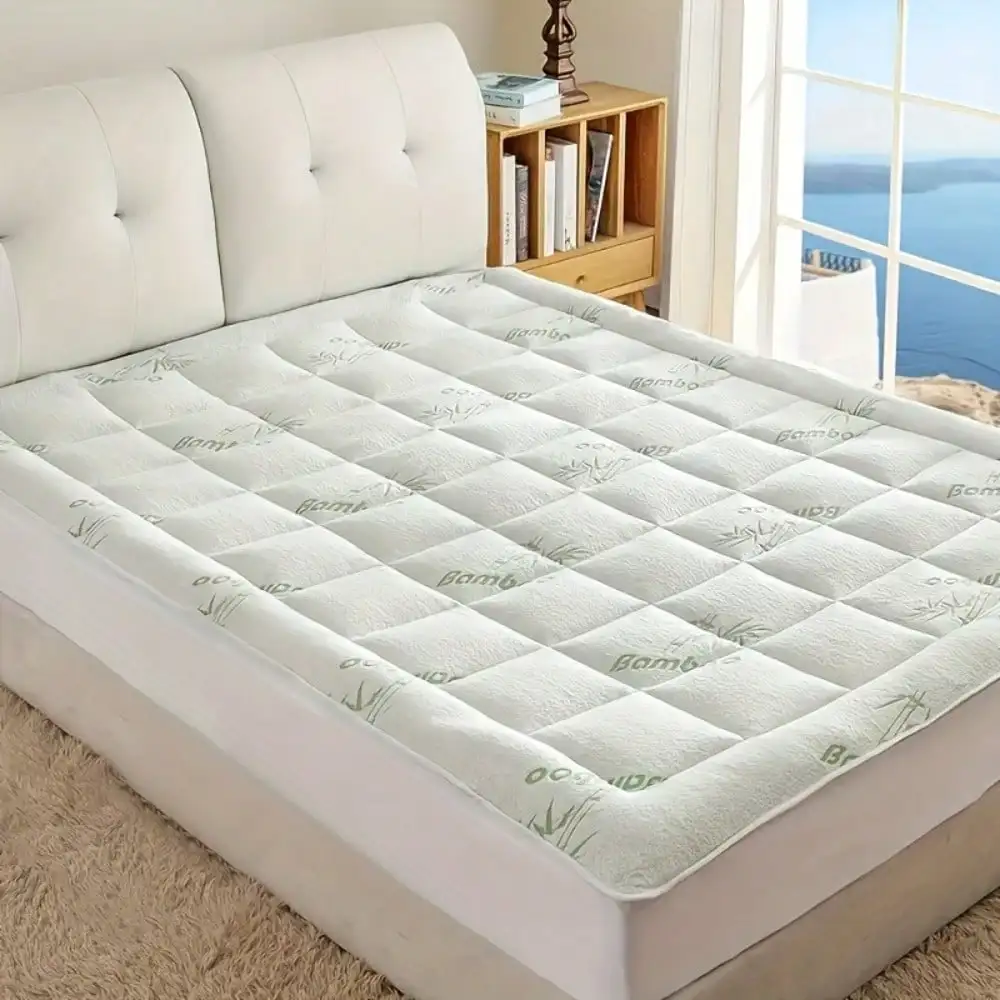 Thick Top Layer Mattress Cover Made Of Cool Bamboo, Designed To Fit Mattresses With Depths Of 8 To 21 Inches, Perfect For Home, Hotel, And Dormitory Use.