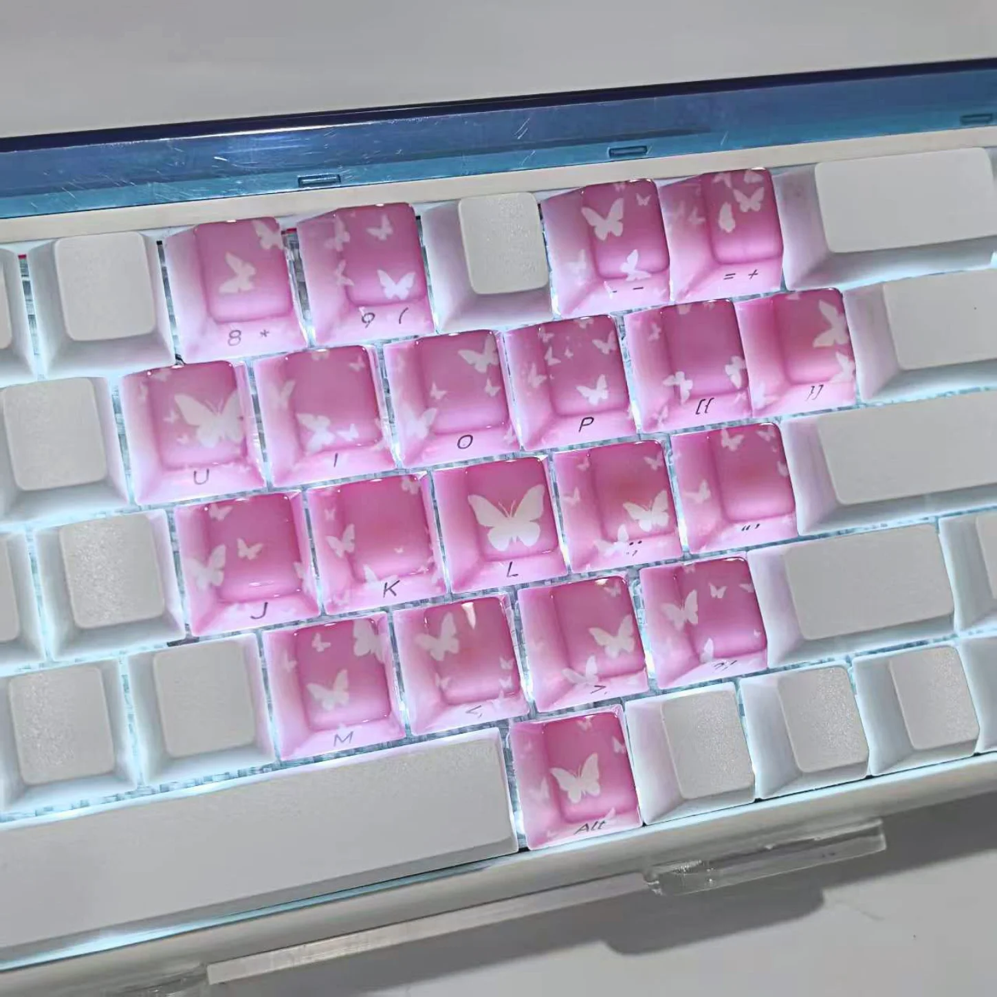 

Butterfly, Side Engraved Translucent Cherry Keycap PC 20 Key Girl Replacement Cap, 60/84/98/108 Mechanical Keyboard