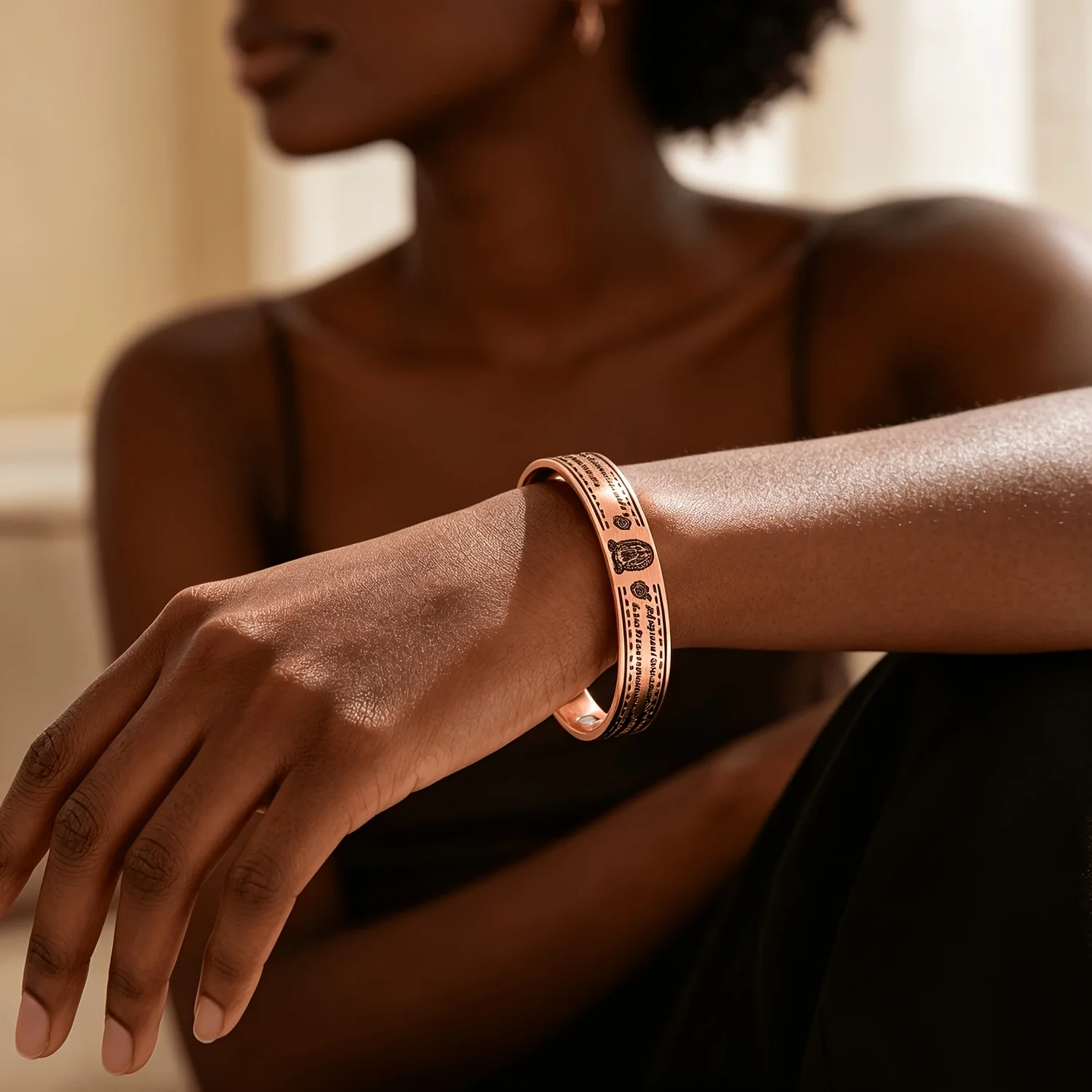 2pcs Goddess of Guadalupe Copper Magnetic Open Bracelet, Engraved Religious Belief Adjustable Bracelet Jewelry