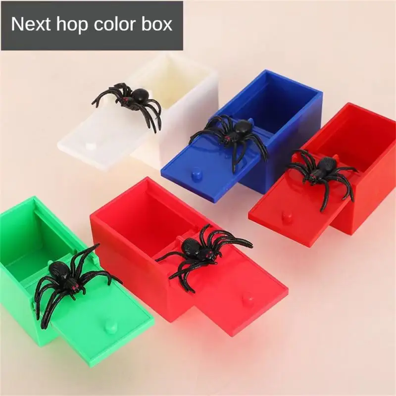 10/5/3/1pcs halloween decor Trick Spider Funny Wooden Scare Box Practical Joke Office Prank Toys Funny Play Joke Gifts