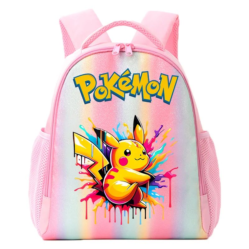 ポケモンのバックパック、ピカチュウのデイパック、リザードンのトラベルパック、フシギダネのスクールバッグ、ジグリーパフのサンドスラッシュ、サイダックのキャンディハンドバッグ