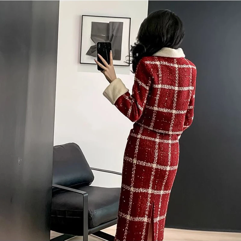 Red Little Fragrant Wind Set Autumn/Winter 2024 Advanced New French Style Half Skirt Checkered Two Piece Jacket