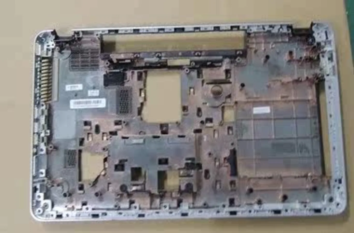 AA + 95% new for HP Pavilion 17-E E029TX D shell, lower shell, shell, bottom shell