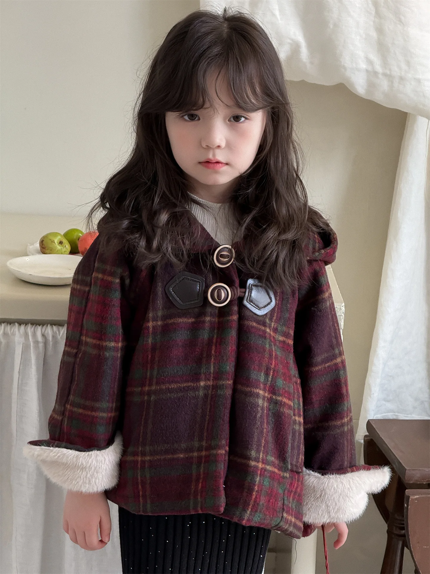 

Пальто для девочек 2024, новое зимнее шерстяное пальто для девочек, корейское детское клетчатое пальто с капюшоном, хлопковое твидовое пальто, корейская простая стильная одежда, топ