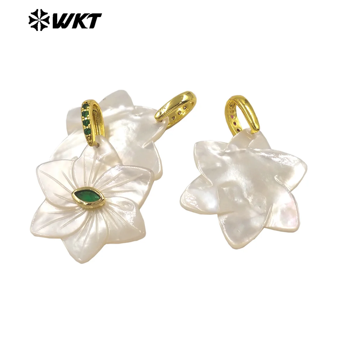 

WT-JP479 Factory Wholesale Colorful Zircon And White Shell Carved Flower Shape Gold Pendant As Handmade Jewelry Findings