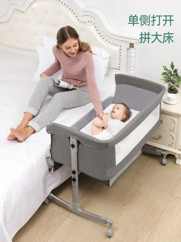 Foldable Baby Crib Portable Cradle Bedside Bed Mobile Baby Crib Sleeping Basket Bed Newborn Splicing Large Bed