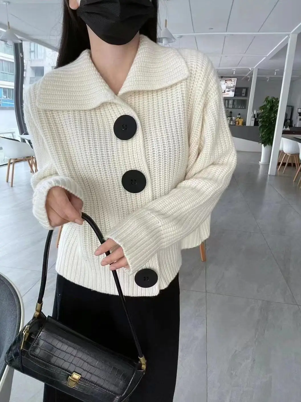 Solid Color Thick Needle Button Sweater Cardigan Lapel Long Sleeve Big Button Sweater Coat Simple Fashion Shawl Worn Outside Top