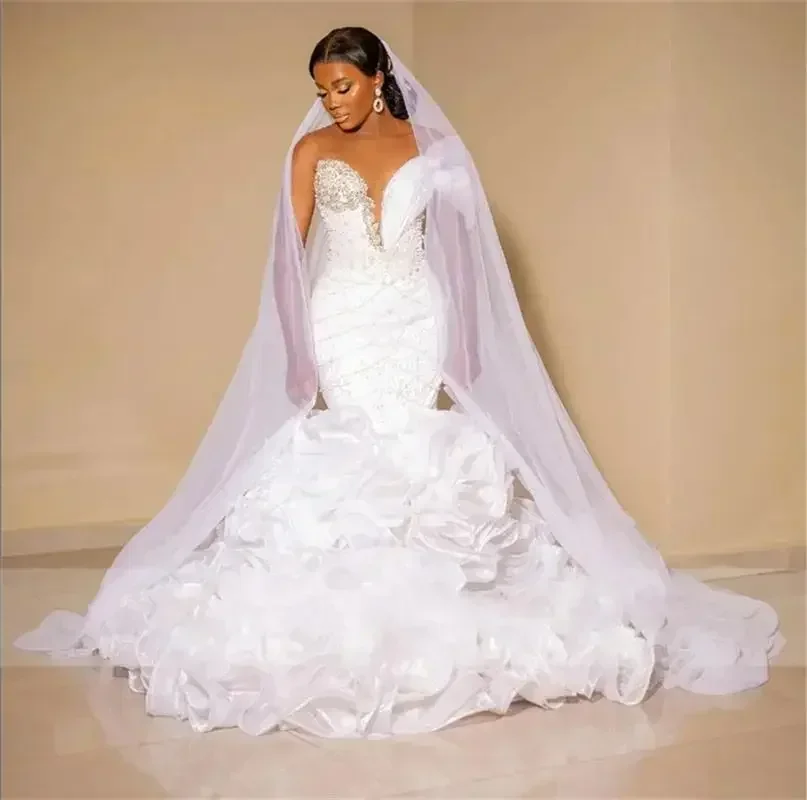 

Customized African Mermaid Beads Appliques Wedding Dresses Vestido De Noiva Sweep Train Organza Cascading Ruffles Bridal Gown