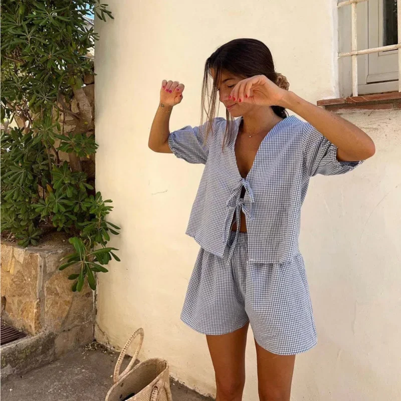 

Female Causal Plaid Elastic Waist Shorts Suit Fashion V Neck Hollow Out Lace Up Shirt Sets 2024 Summer Women High Street Outfits