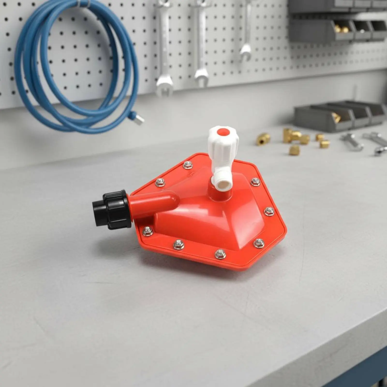 

Automatic Pig Drinker Easy Installation Automatic Water Height Controller Livestock Trough Waterer Long-Lasting Farm Apparatus