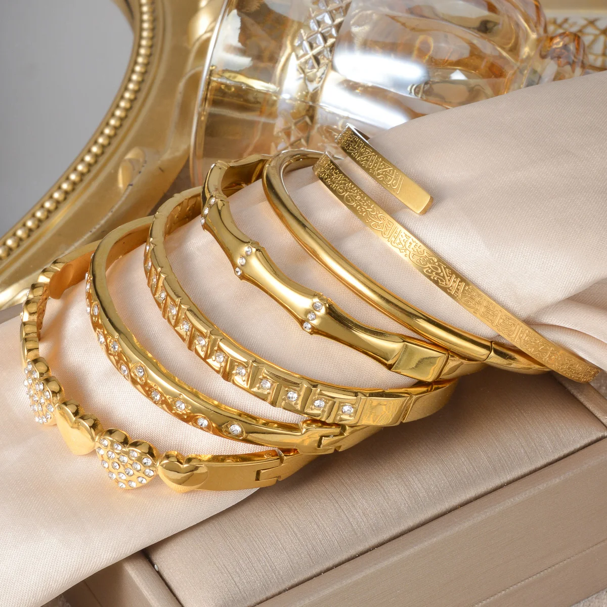 Gold Plated Bangle For Women Stainless Steel Heart Bamboo Pattern Rhinestone Bangle Stackable Bracelets Fashion Jewelry Gift