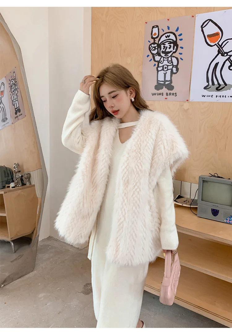 Abrigos de piel sintética de zorro para mujer, abrigo de longitud media, chalecos gruesos y cálidos, ropa de calle Y2k, prendas de vestir exteriores de punto abierto con empalme elegante, Otoño e Invierno 2025