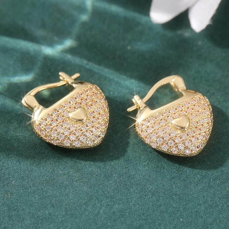 Funkelnde Zirkonia-Ohrringe in Herzform für Damen, glamouröse goldfarbene Ohrhänger, Party-, Dating- und Hochzeitsschmuck
