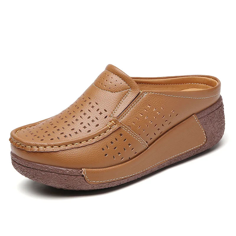 2023 Summer New Women\'s Comfortable Mom\'s Slippers Hollow Out Versatile Shake Shoes Thick Sole Matsuke Baotou Half Slippers
