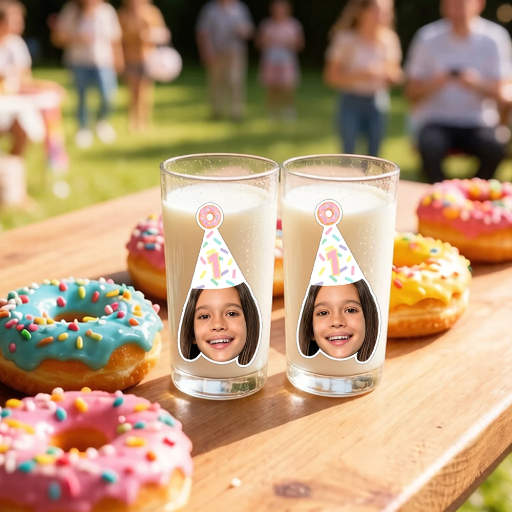 Personalisierte Foto-/Alters-Geburtstagsaufkleber mit Donut-Musterdesign, geeignet für 1. Geburtstagsfeiern, Geburtstagsartikel.