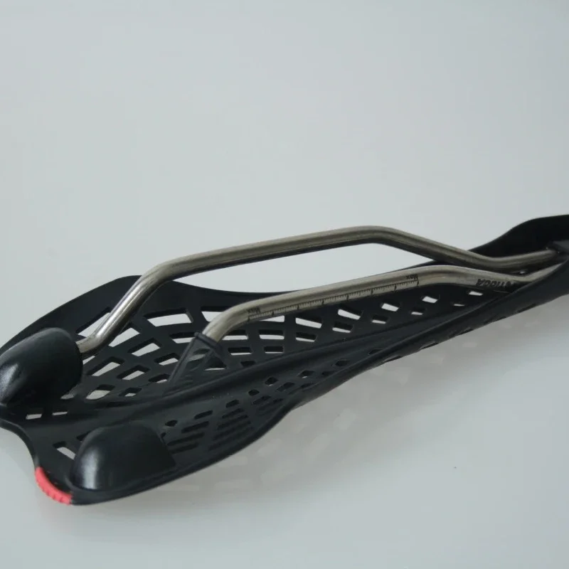 Road car seat cushion, spider web seat cushion, ultra-light seat