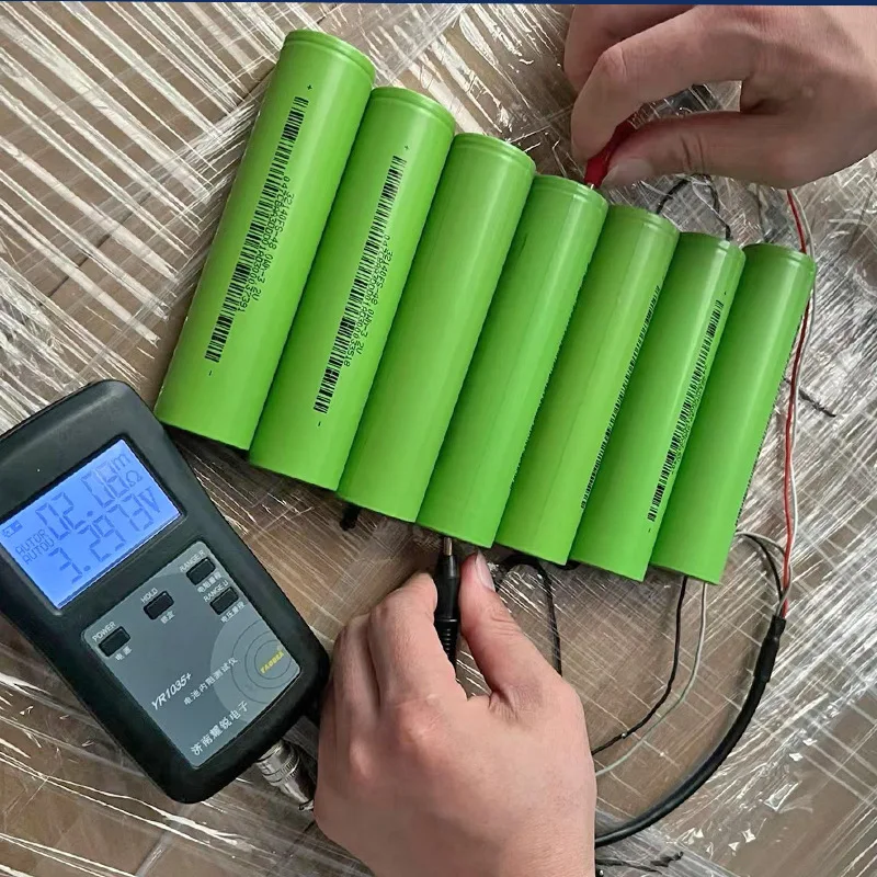 32140 3.2V 15AH Zylindrische LiFePO4 Batterie 33140 20AH