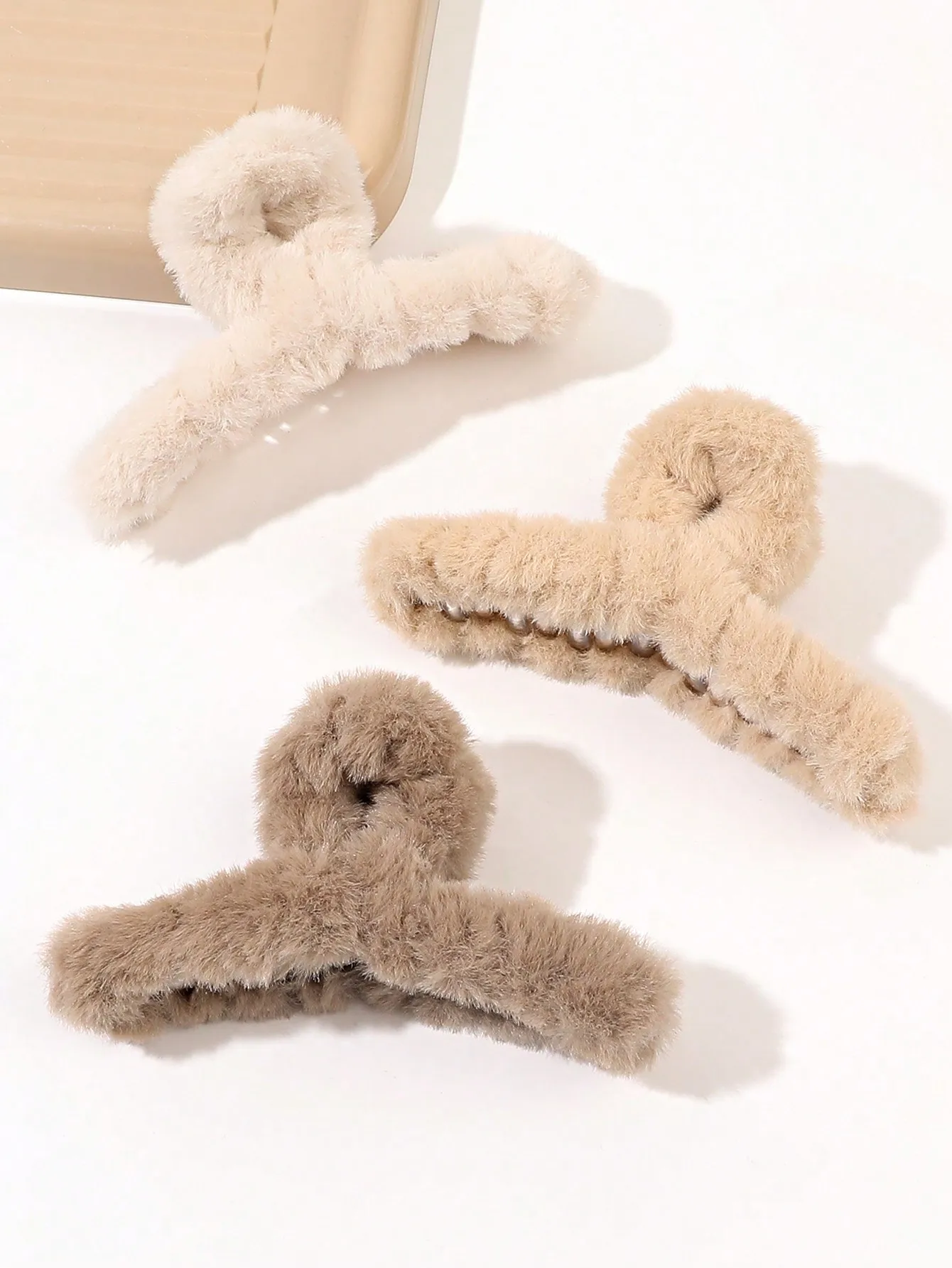 

3pcs/Set Soft Plush Square Hair Claw Clips, Versatile Everyday Hairstyle Accessories, Autumn/Winter Elegant Hair Clips Winter Hair Accessories Fashion Hair Clutch Summer Outfits