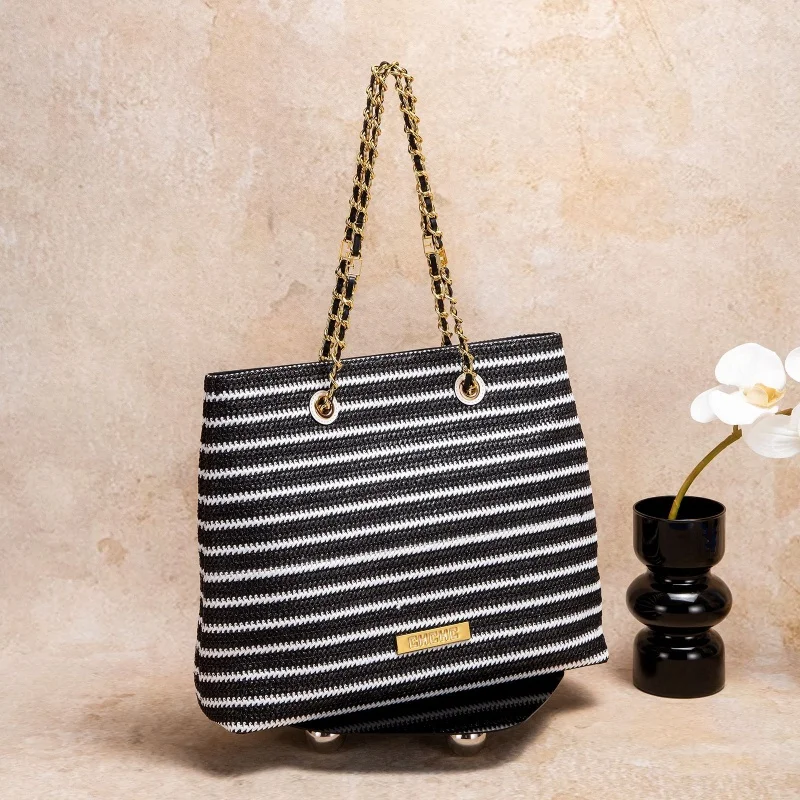

CHCH Women's Beach Bag Summer New PP Grass Black and White Striped Chain Bag Simple Large Capacity Tote Bag