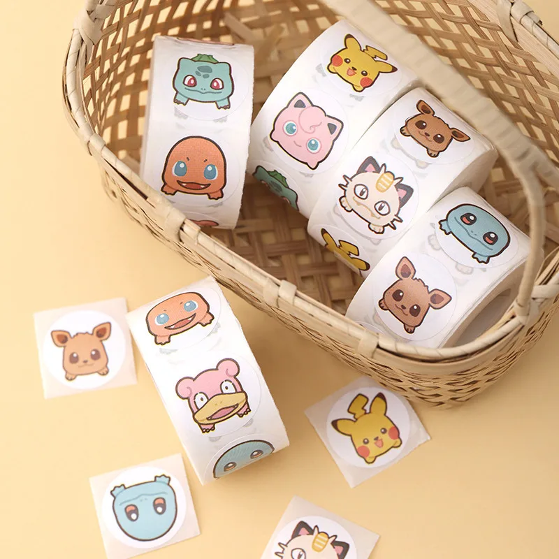 500 Stück Cartoon-Aufkleber auf Rolle, Kawaii Anime Pikachu Charizard, runde Siegel, DIY Laptop-Aufkleber, Belohnungs-Spielzeug, Geschenk – Detail 5