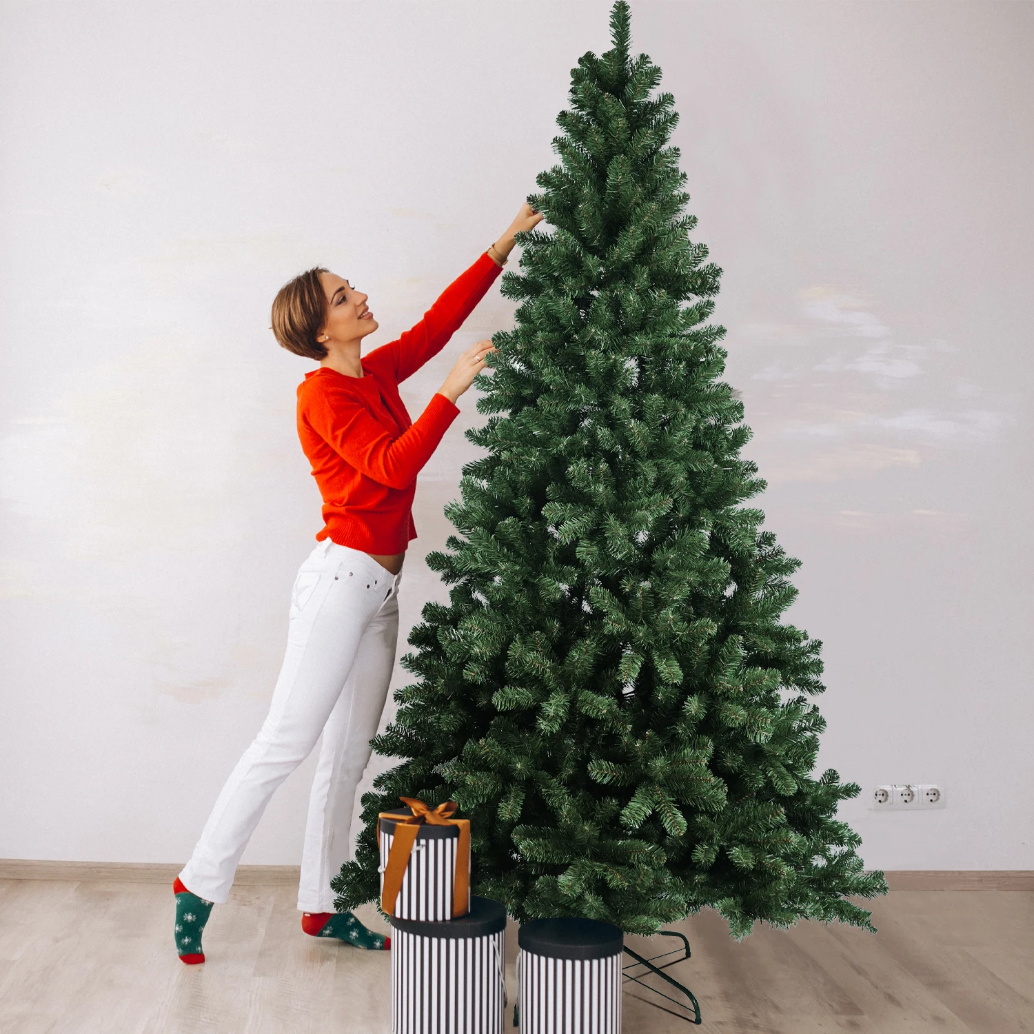 5FT/6FT/7.5FT Artificial Christmas Tree PVC Holiday halloween Xmas Tree Sturdy Metal Stand for Home/Office/Party NO Light