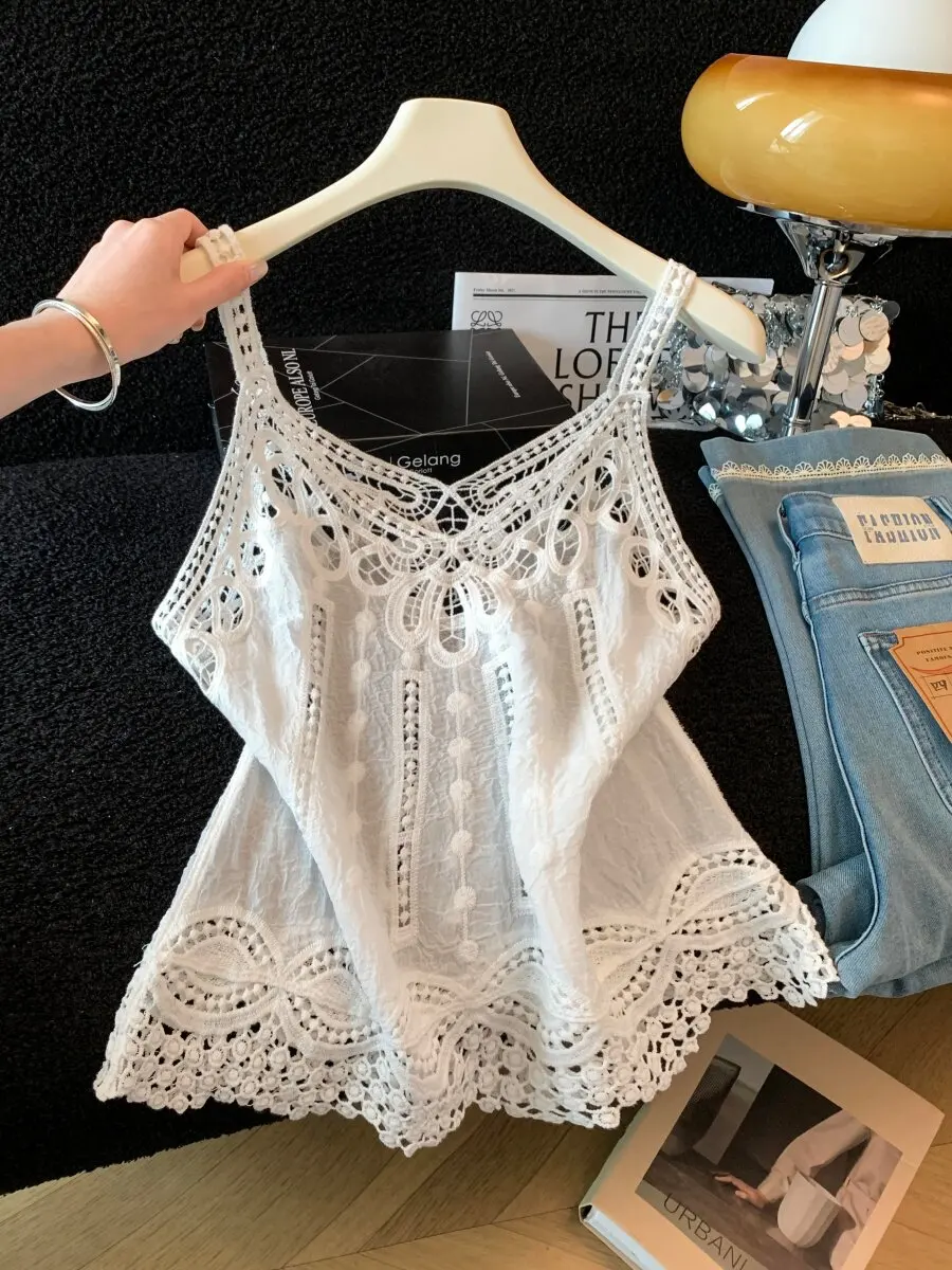 Crochet Knit Sleeveless Top for Women Embroidered Lace Blouse Strappy Cami Top Boho Festival Beach Wear Summer Vacation