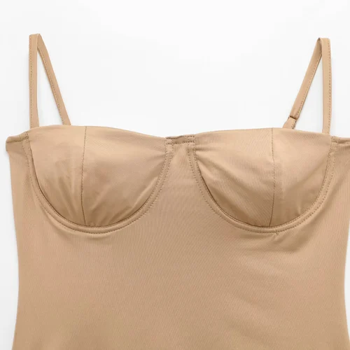 חליפות & רומפרס