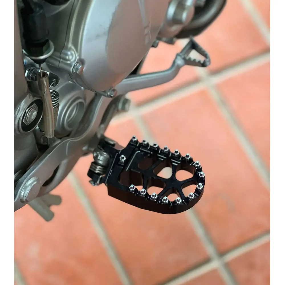 CRF1000 Footpegs Off Road Foot Pegs Transalp 600 XVR750 CRF230L Foot Pegs XRV 750 650 Africa Twin Foot Rest XR400R XR 650R 600R