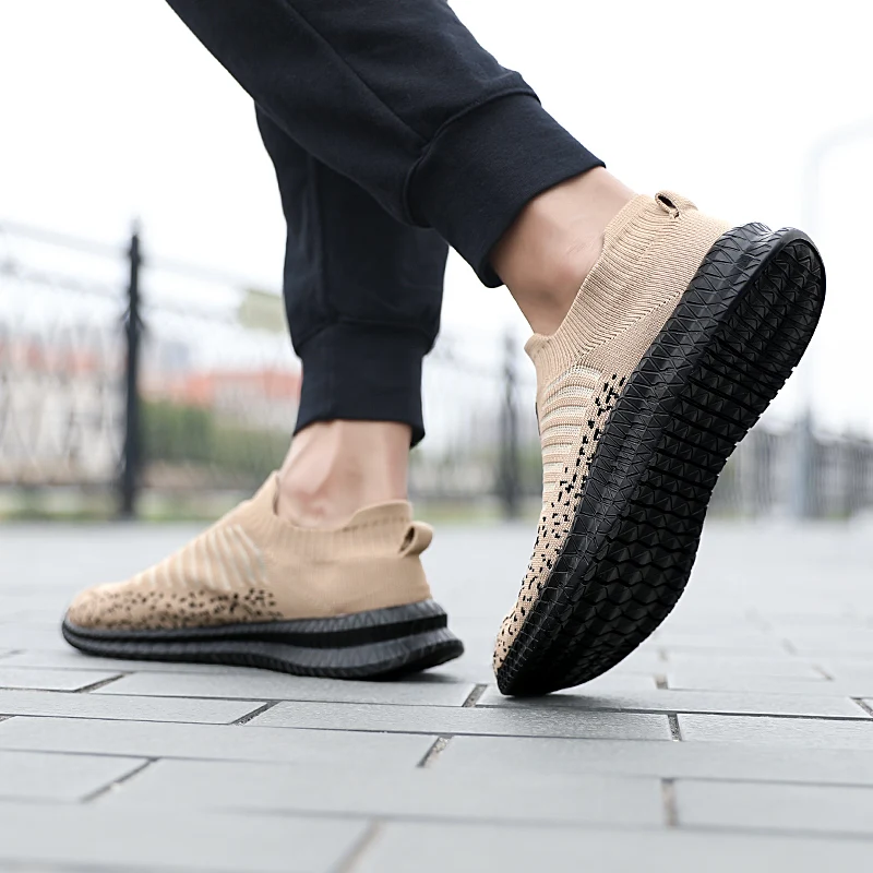 أحذية الصيف الموضة للرجال المتسكعون تنفس أحذية رياضية رجالية موضة مريحة حذاء كاجوال تنيس Masculin Zapatillas Hombre