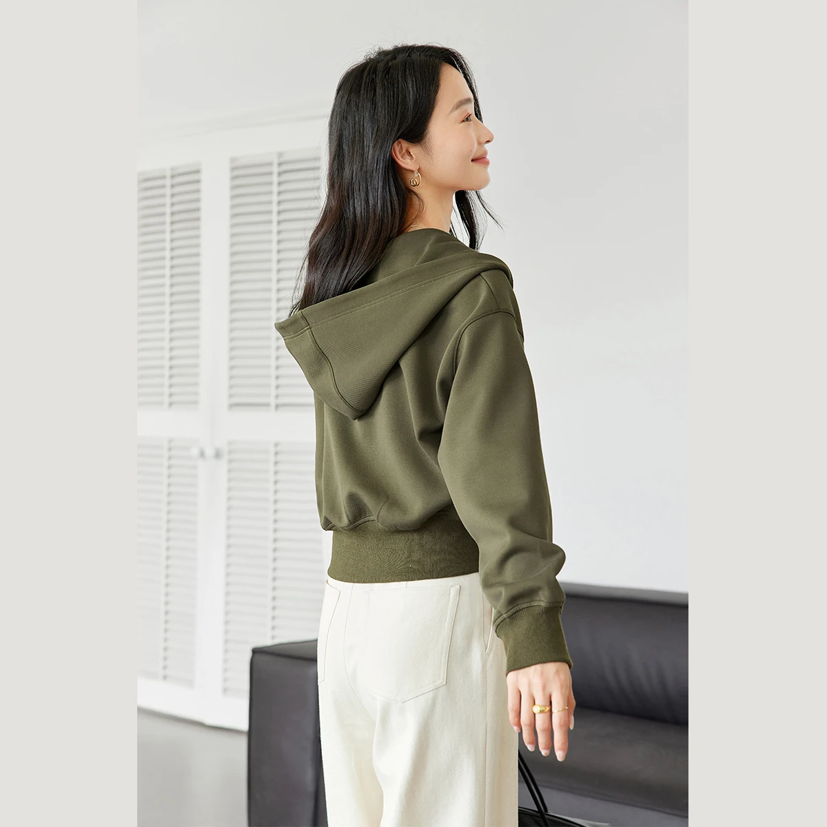 VIMLY بلوزات قصيرة بقلنسوة غير رسمية للنساء لخريف 2025 سترات جديدة بغطاء للرأس متينة وأكمام طويلة سترات نسائية M8675